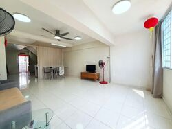 Blk 230 Hougang Avenue 1 (Hougang), HDB Executive #543226321